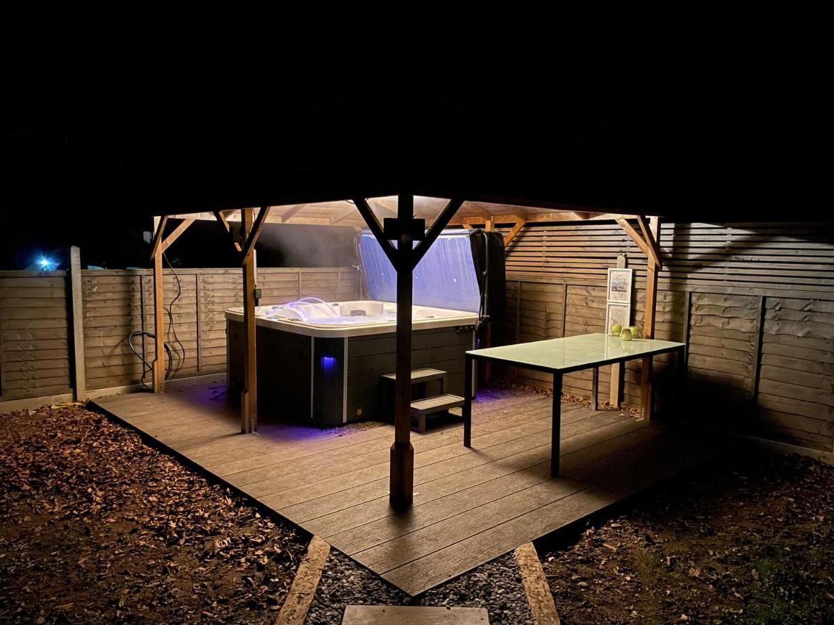 Family And Dog Friendly Luxury 3 Bed Property - With Hot Tub Kirkby Thore Exterior foto